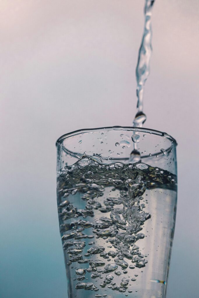 Illustration representing autophagy and cellular renewal during extended water fasting